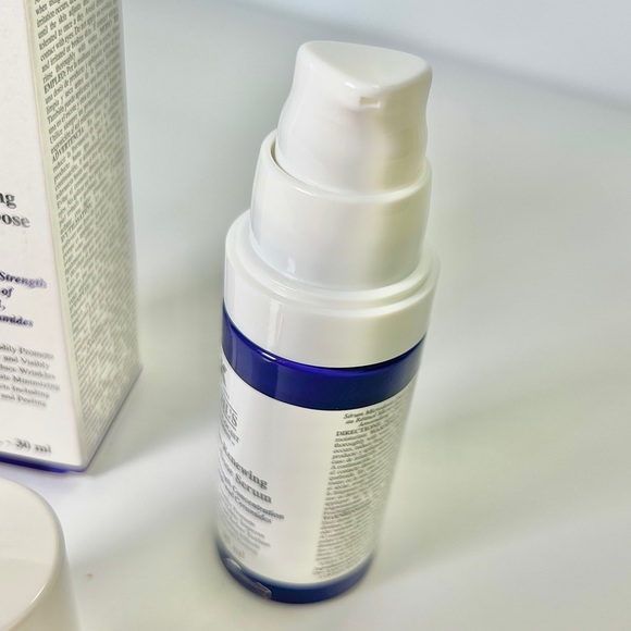Kiehls Retinol Skin - Renewing Daily Micro - Dose Serum - Picture 4 of 4